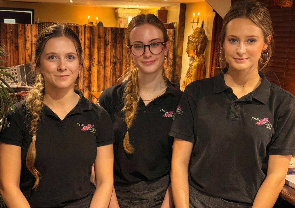 Thai Orchid Battle waiting staff